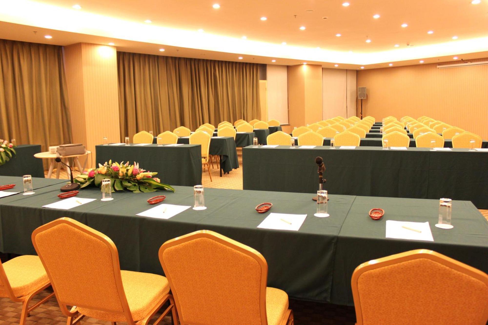 Days Inn Guangzhou Eksteriør billede